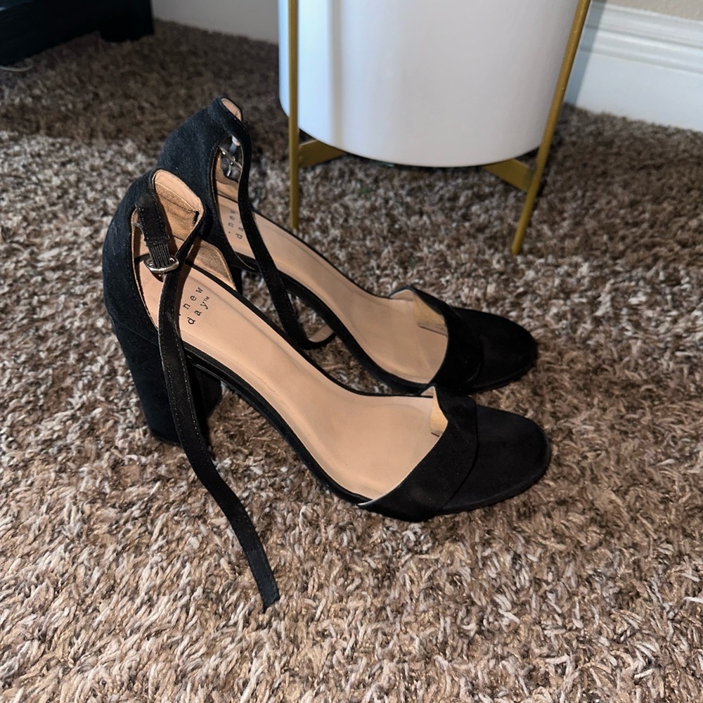 Elegant Black High Heel Sandals